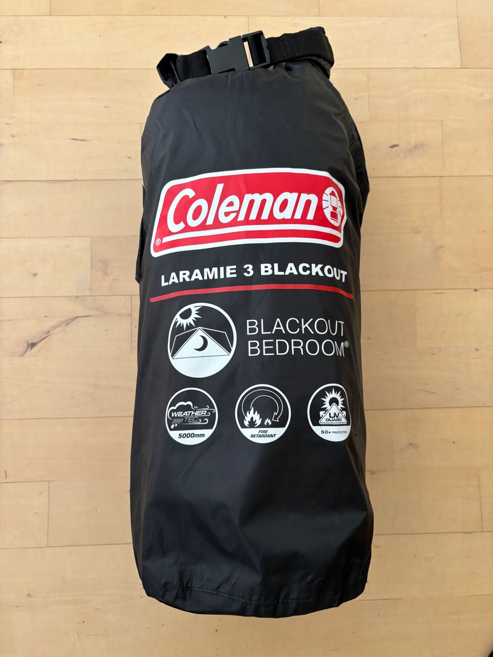 M: Coleman Laramie 3 Blackout teltta + footprint