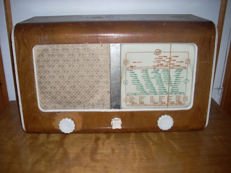 Vanha Salora radio