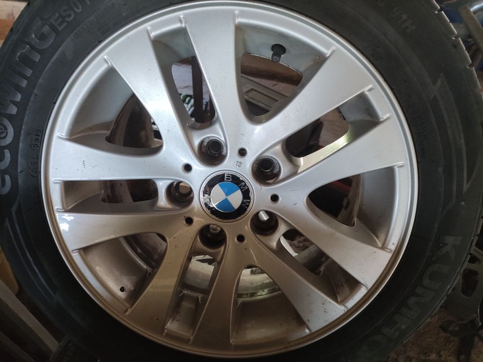 BMW 16" Aluvanteet ja renkaat