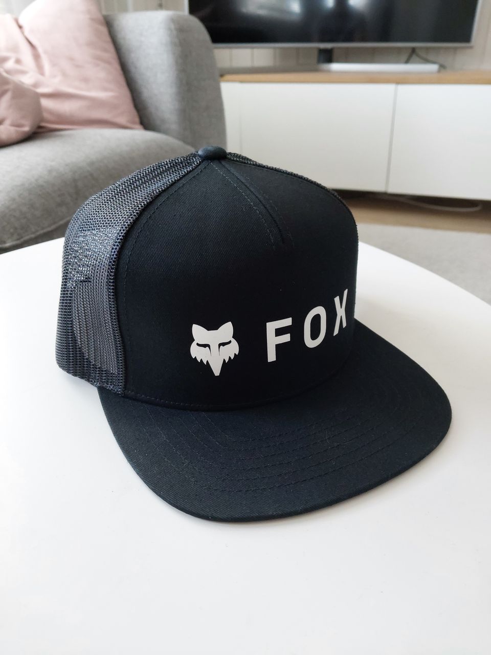 Fox snapback lippis