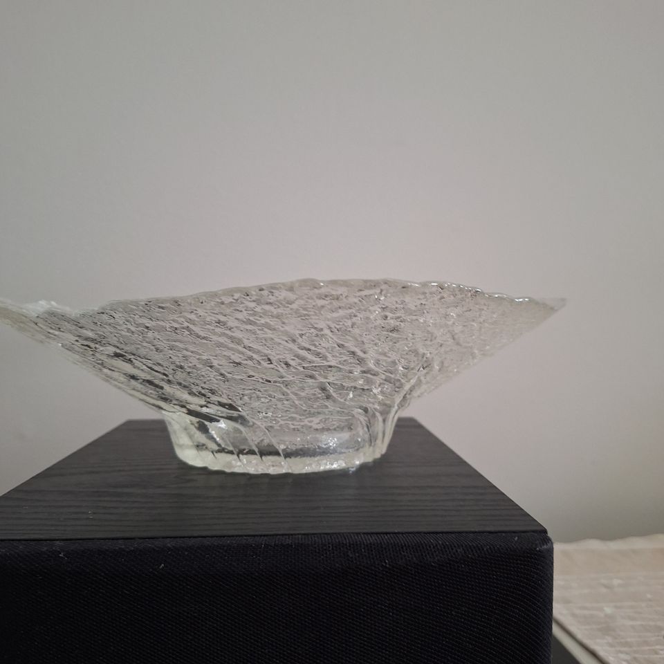 Taide lasiseppien, Pertti Kallionen, "Metsä " lasikulho, halk.29,5 cm