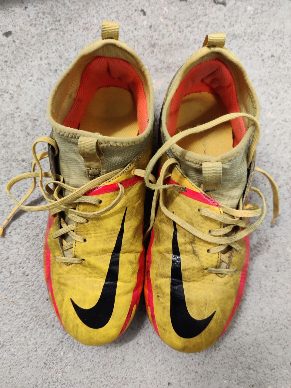 Jalkapallo kengät Nike Phantom