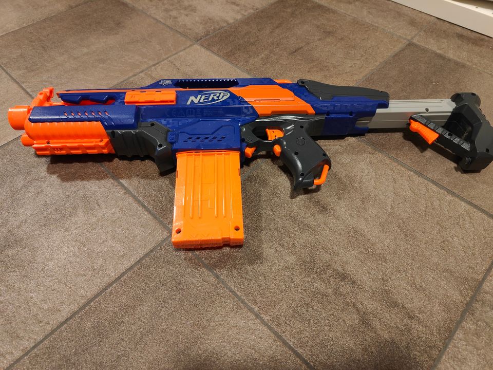 NERF ELITE rapidstrike cd-18 (toimii pattereilla)