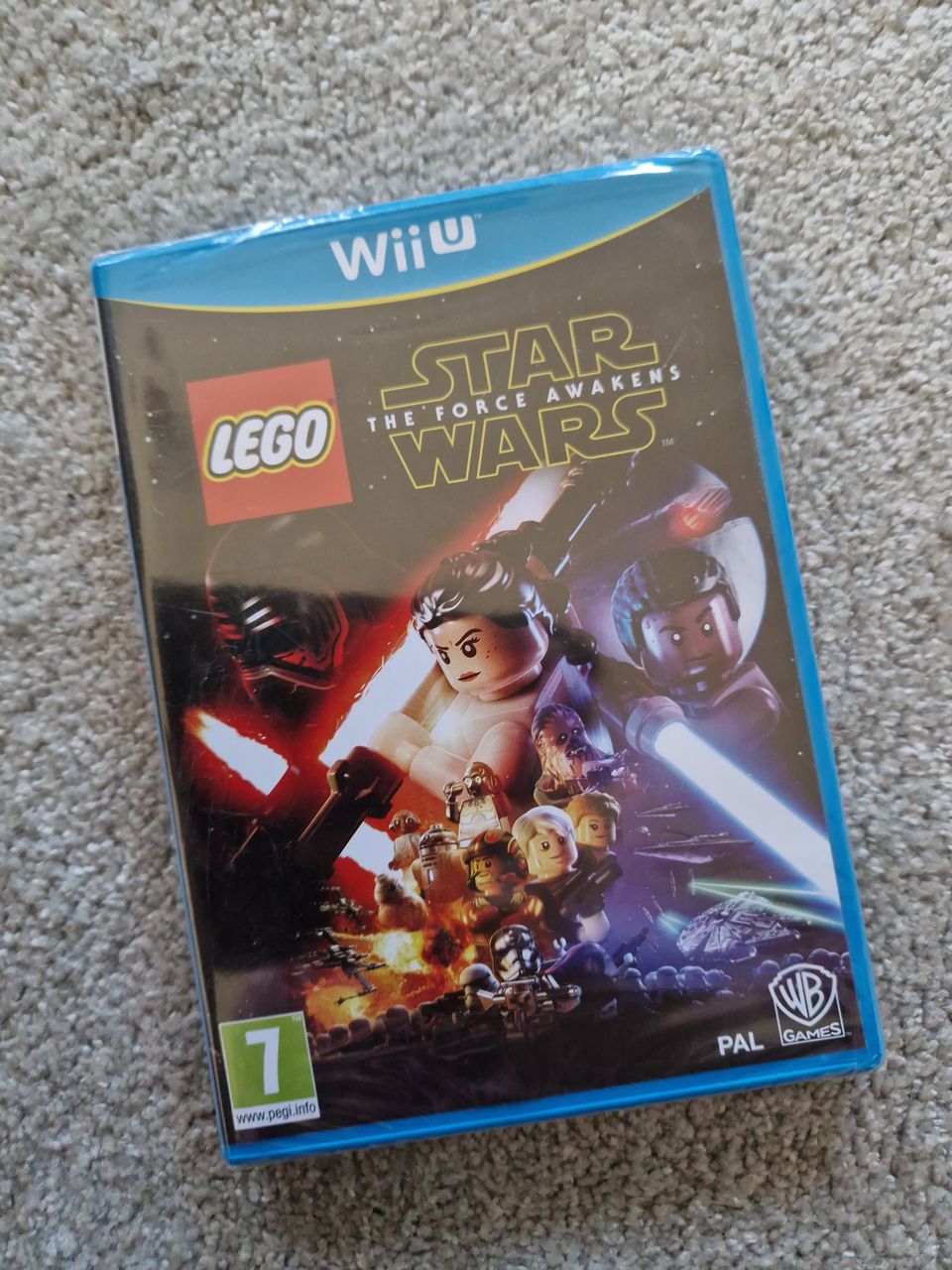 Uusi LEGO Star Wars the force awakens Wii U