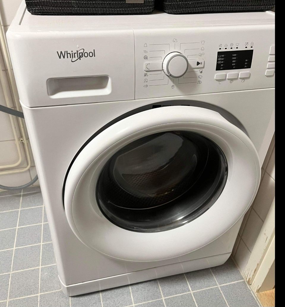 Pyykinpesukone pyykkikone whirlpool 7kg