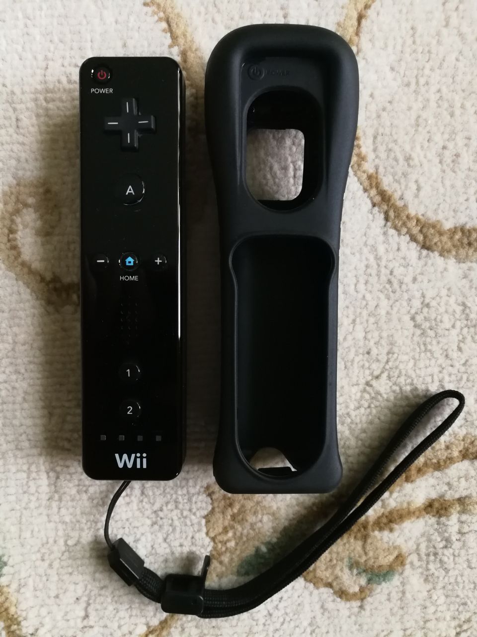 Nintendo Wii ohjain, musta