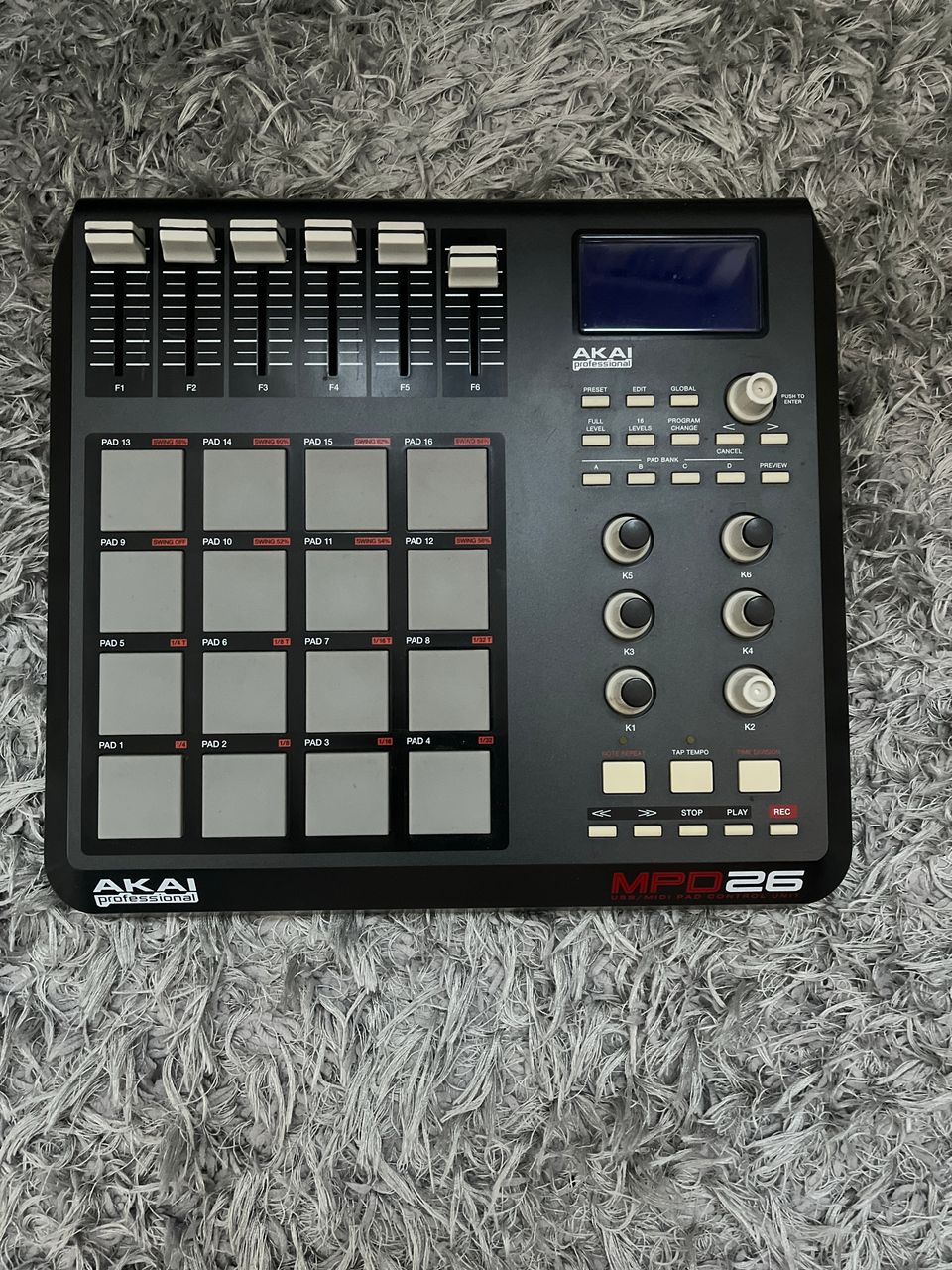 Akai mpd26