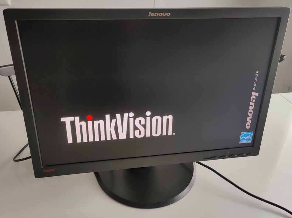 Lenovo ThinkVision LT2452p