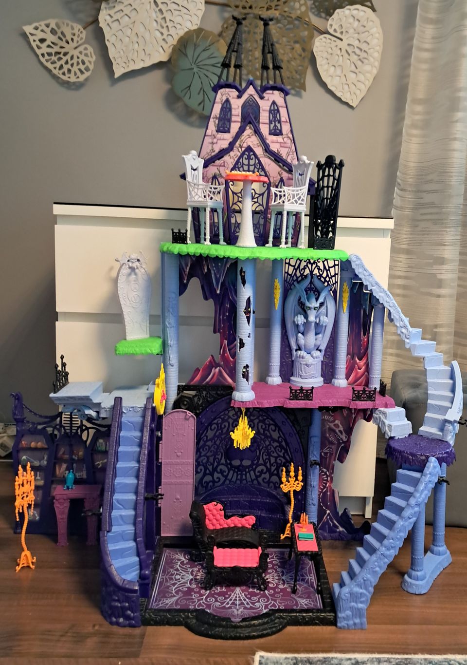 Monster High linna