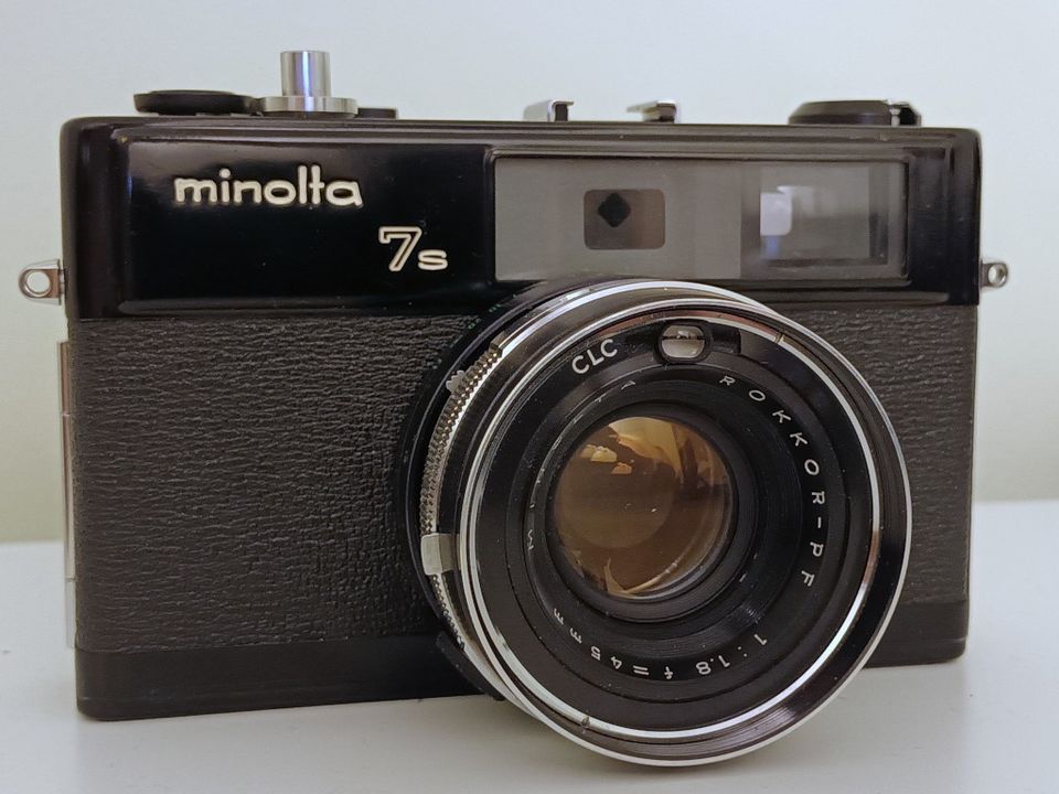 Minoltan Hi-Matic 7S rangefinder - 45mm f1.8 filmikamera + kotelo