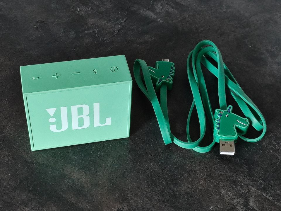 JBL GO bluetooth-kaiutin