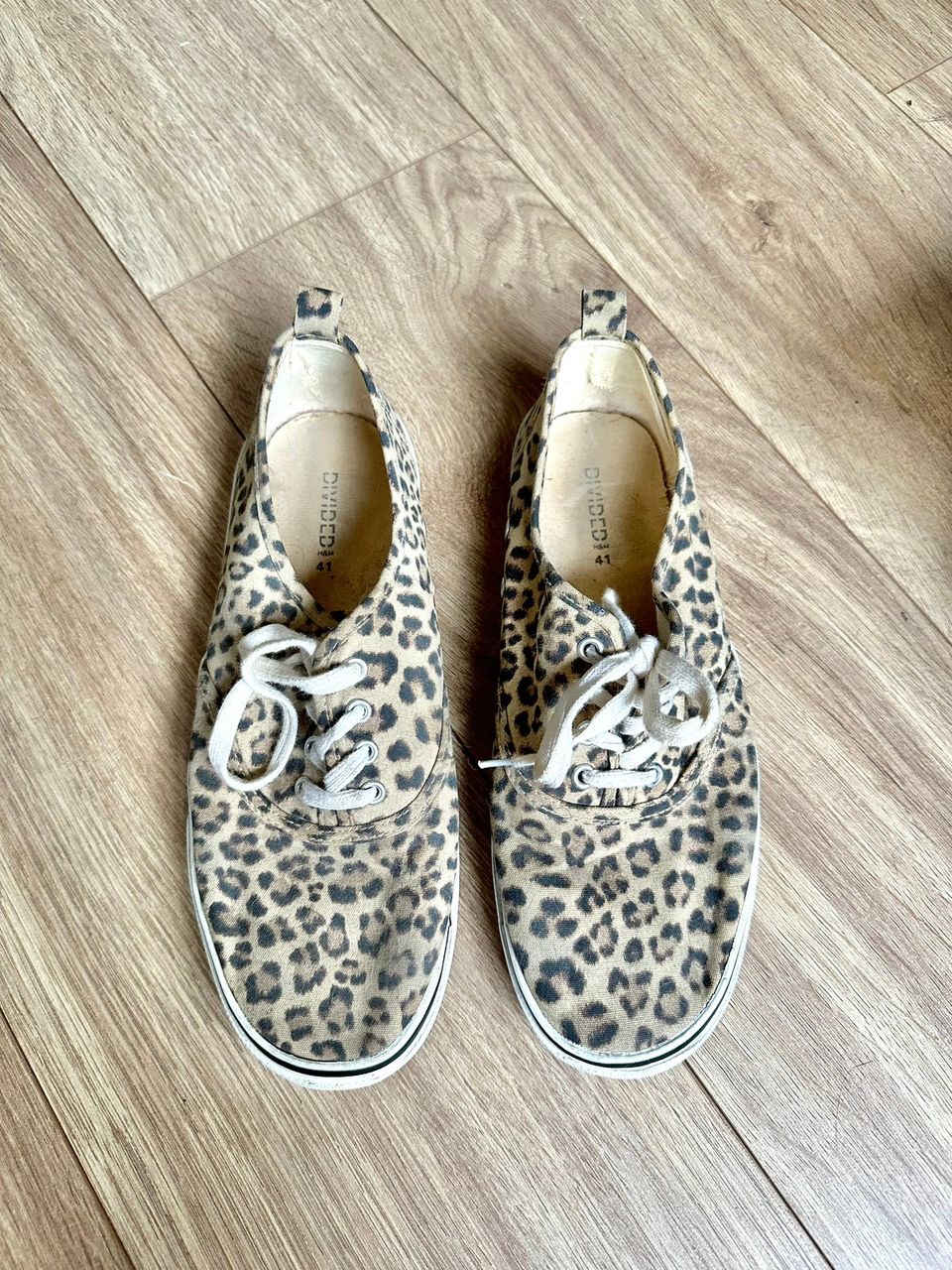 MYYDÄÄN naisten leopardikuvioiset kevät/kesä kengät koko 41