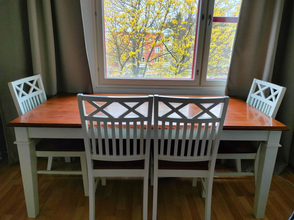 Keittiöpöytä+6kpl tuoleja TARJOA