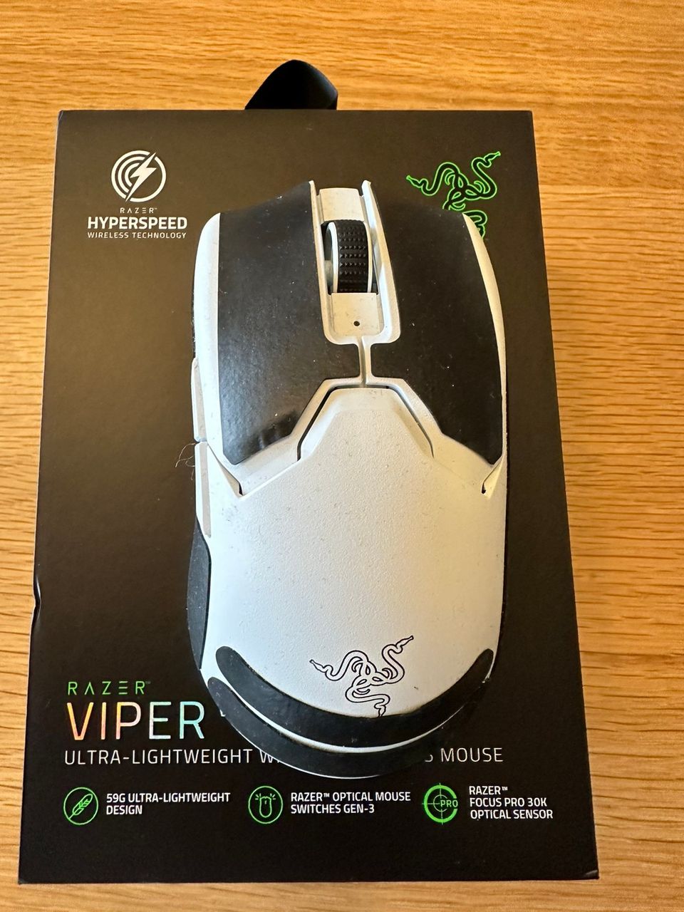 Razer Viper v2 Pro + Superglide skatet & gripit