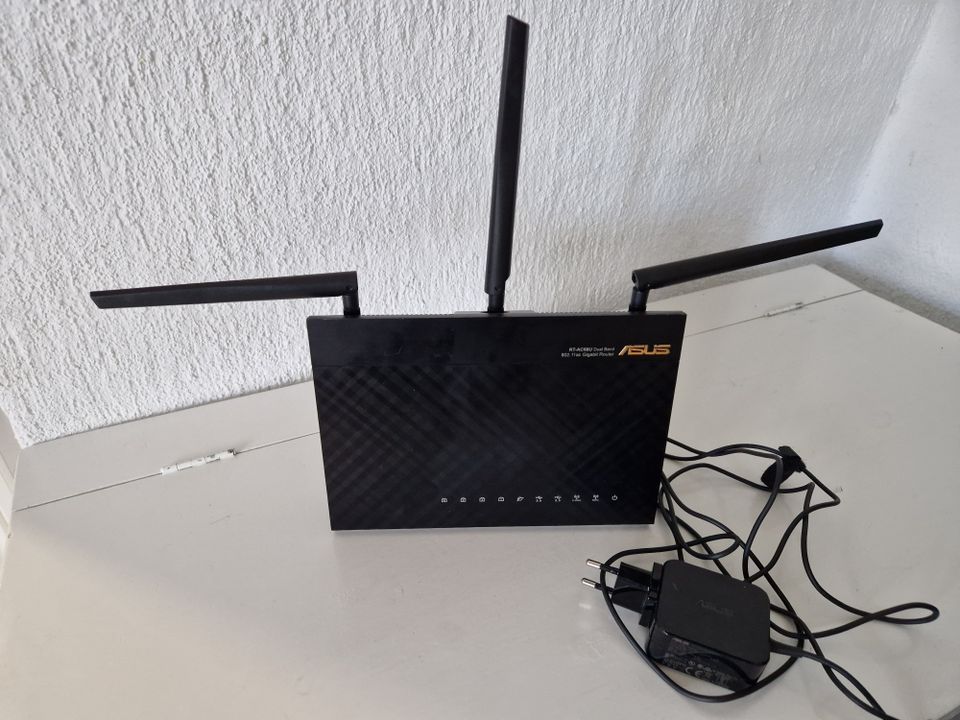 Asus RT-AC68U Dual-band -WiFI-reititin