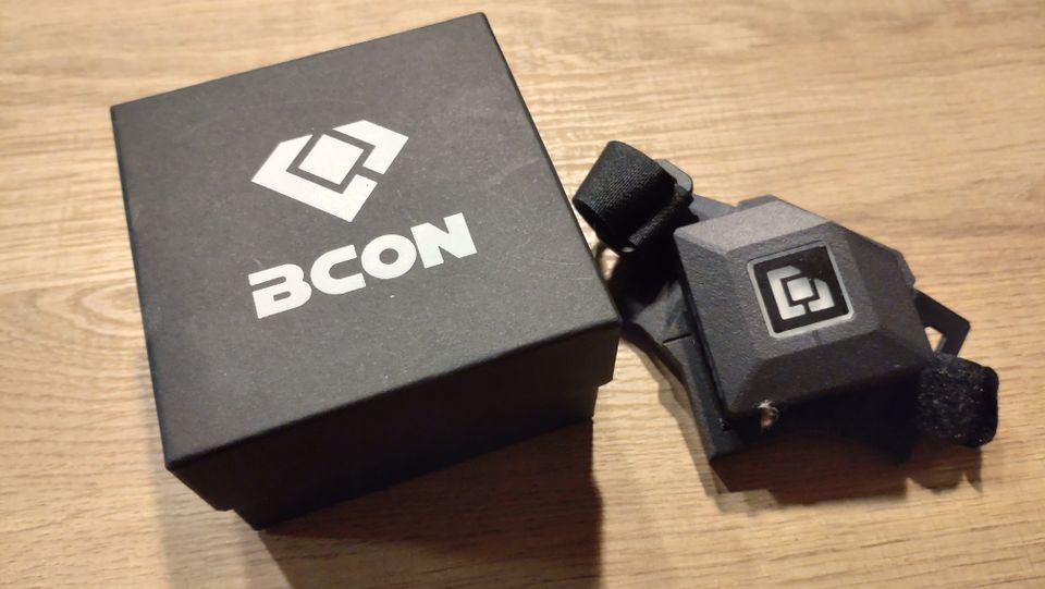 Bcon gaming wearable