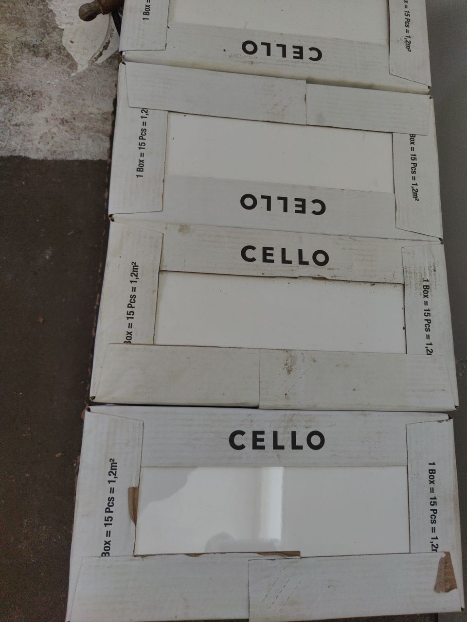 Cello seinälaattaa 8m2