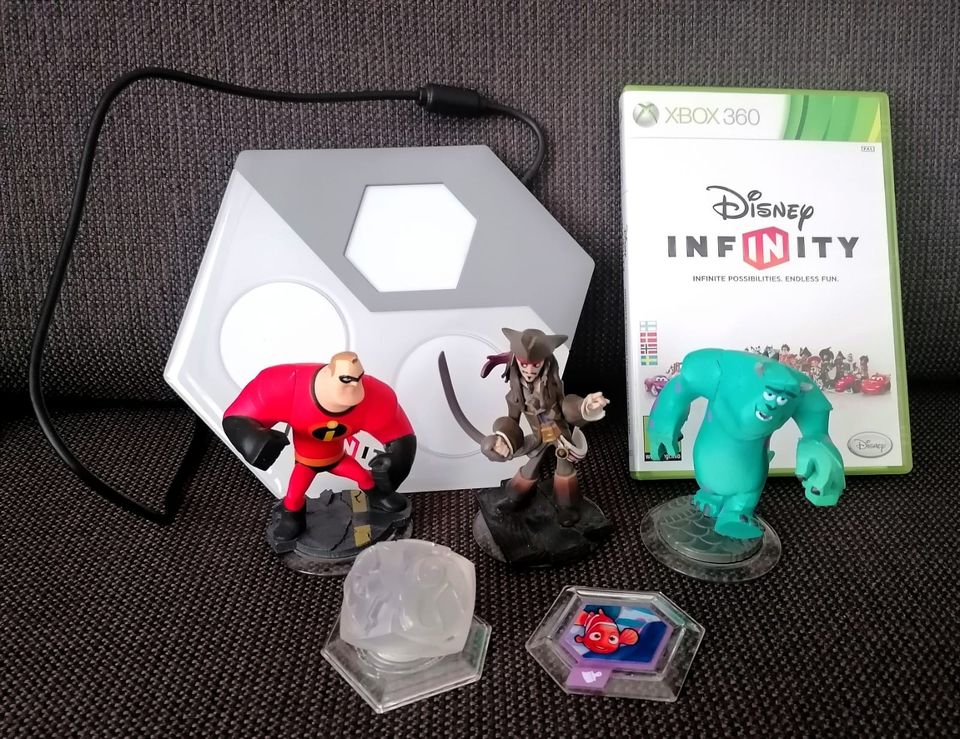 Disney Infinity Xbox 360 starter pack