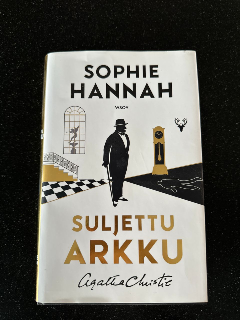 Suljettu arkku - Sophie Hannah