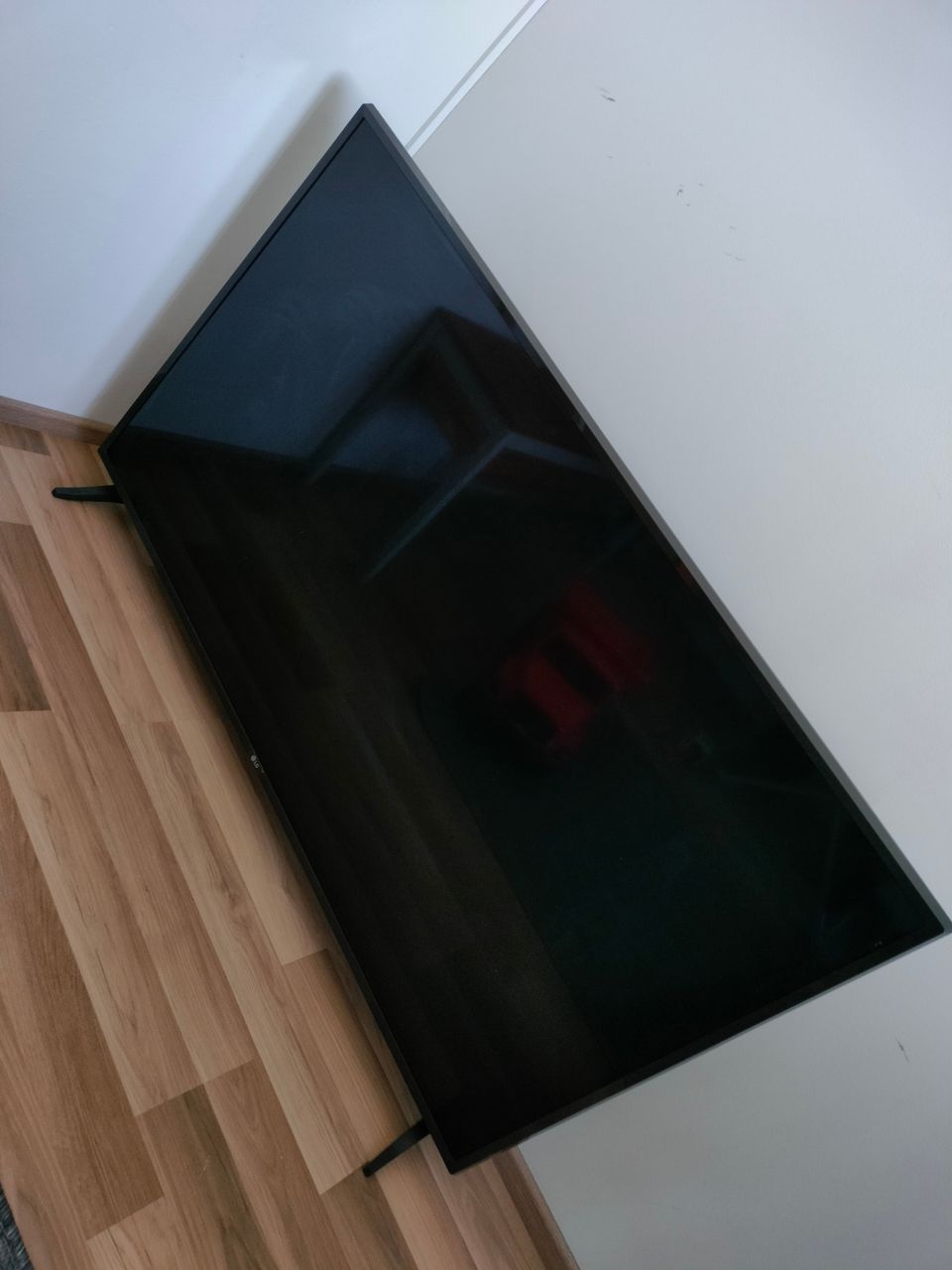 LG 55' televisio