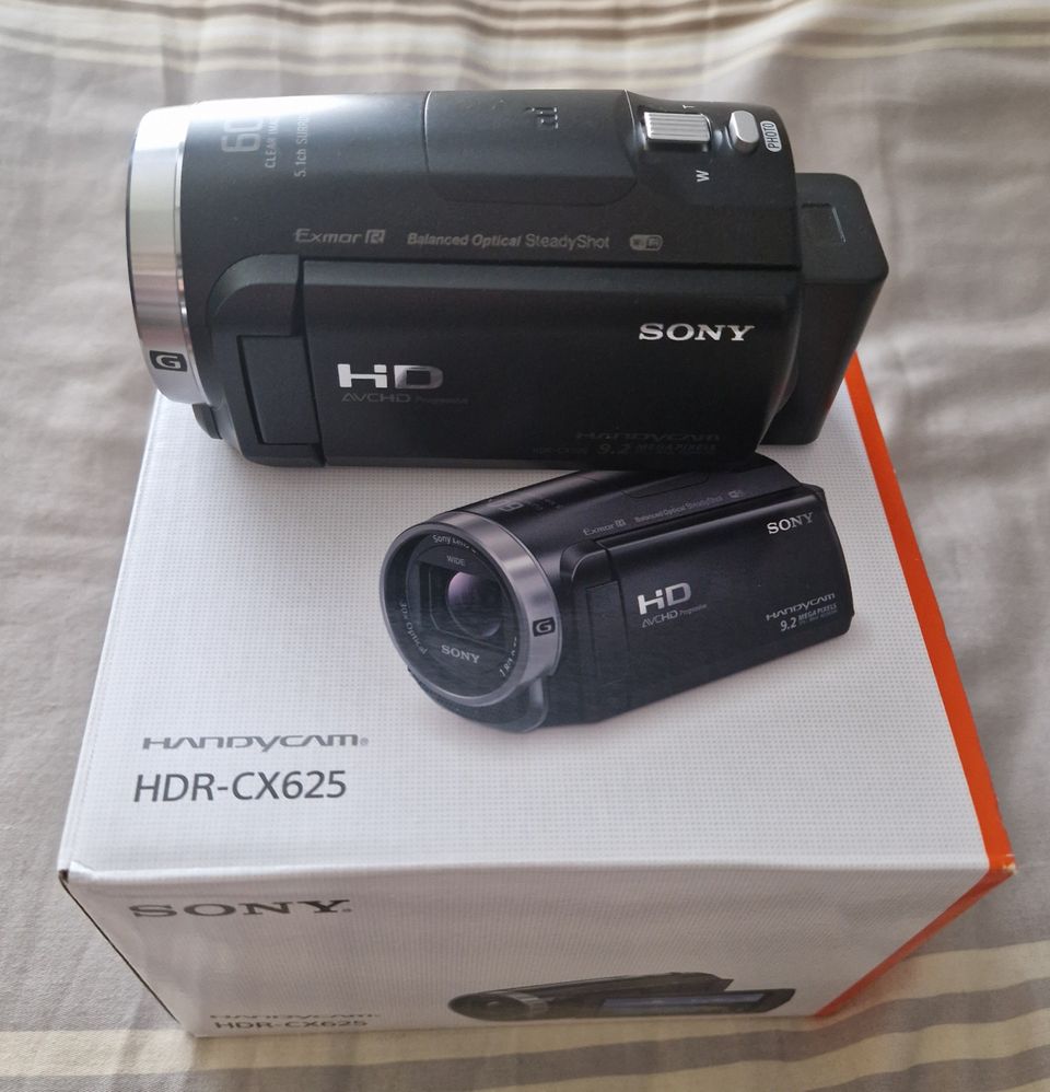 SONY videokamera HDR-CX625