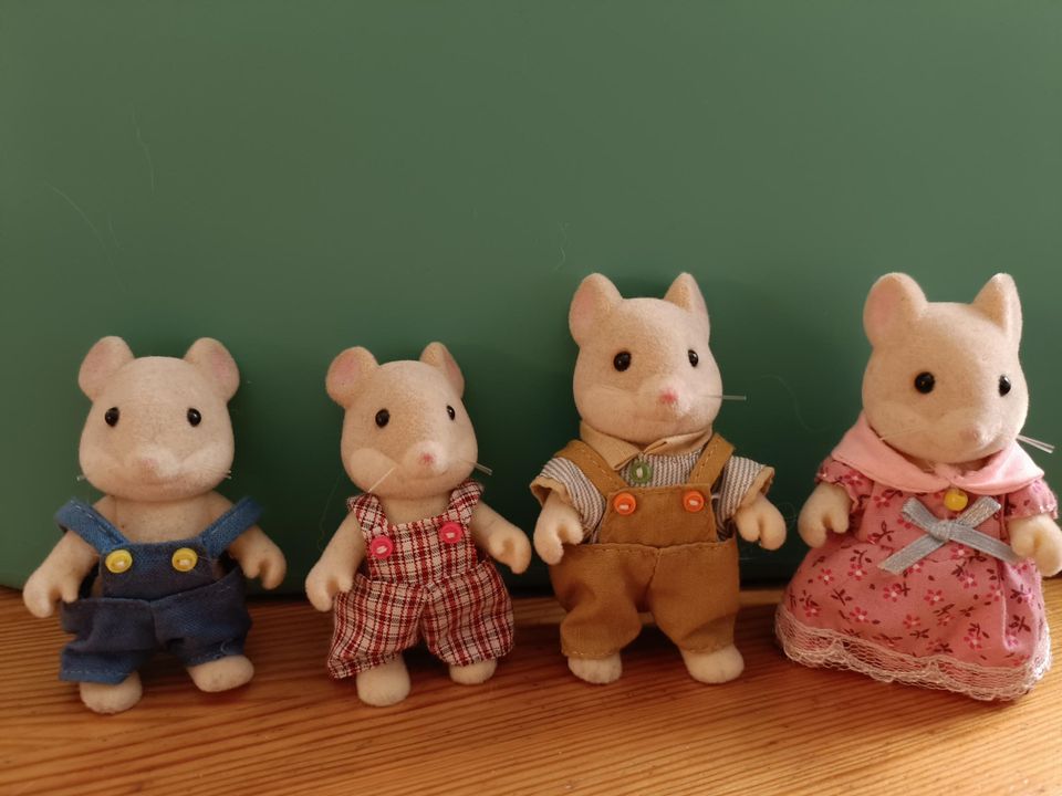 Sylvanian families- hahmot