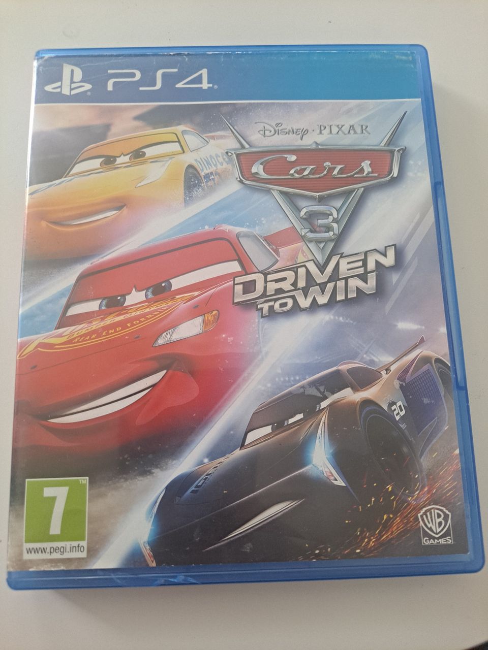 Cars PS4 peli