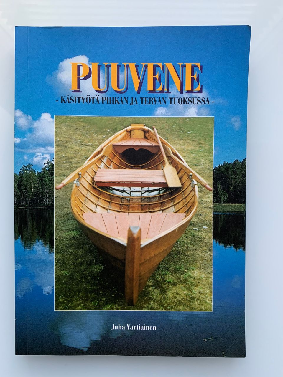 Puuvene - Käsityötä pihkan ja tervan tuoksussa