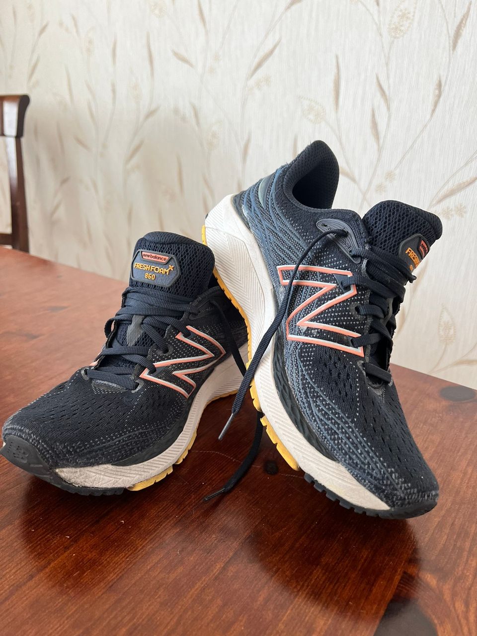 New Balance Fresh Foam 860 juoksulenkkarit, koko 42,5