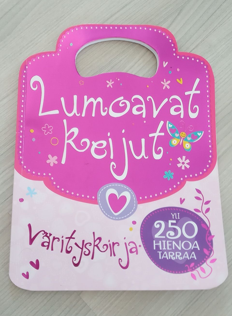 Lumoavat keijut väritys- ja tarrakirja