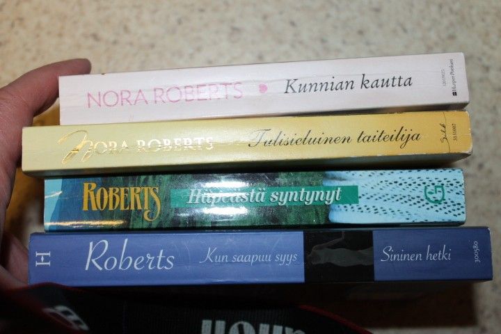 Nora Roberts pokkarit