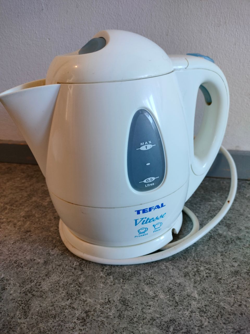 Tefal vedenkeitin