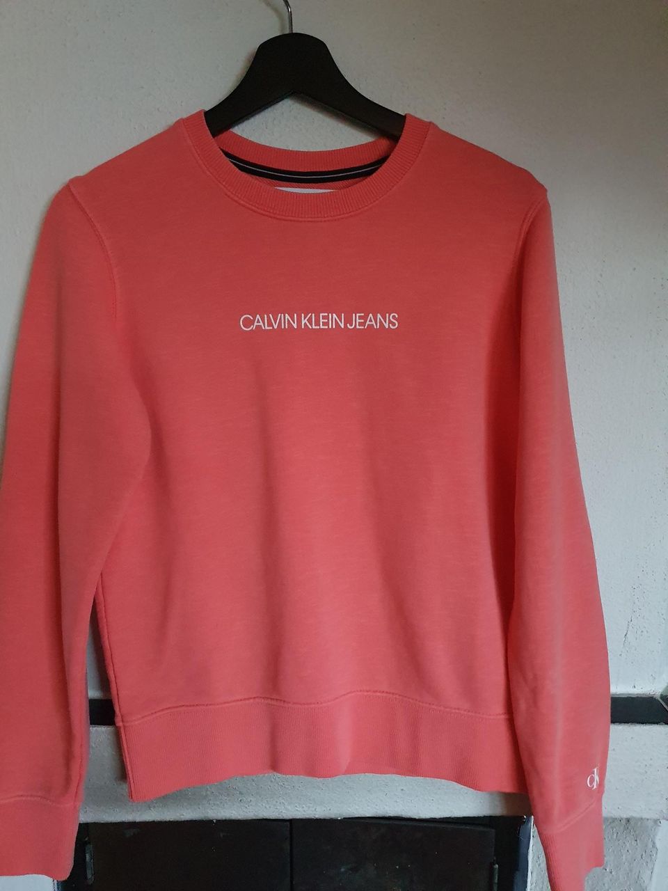 Calvin Klein uudenveroinen collegepaita koko xs