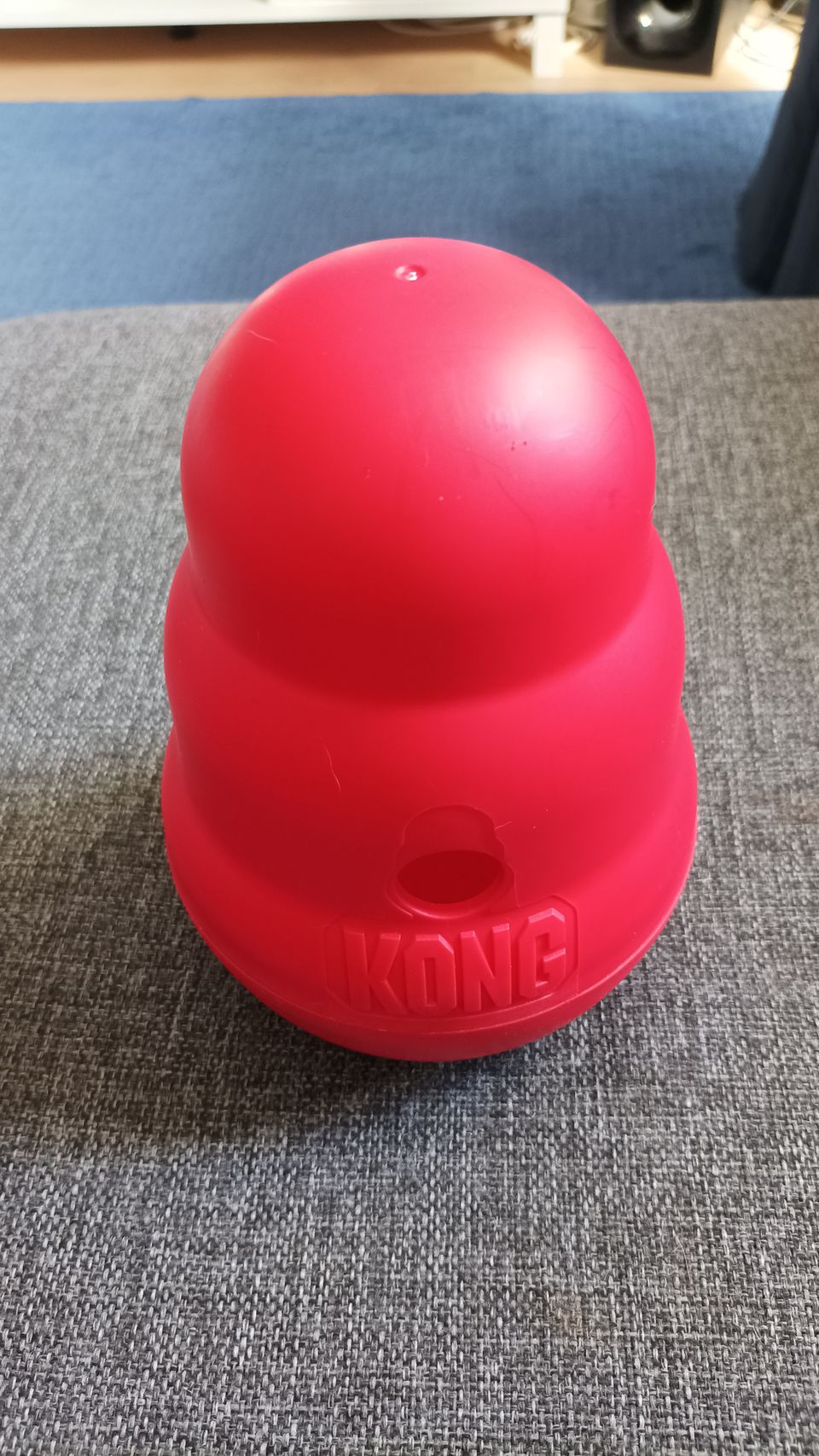 Kong Wobbler lelu. Koko L