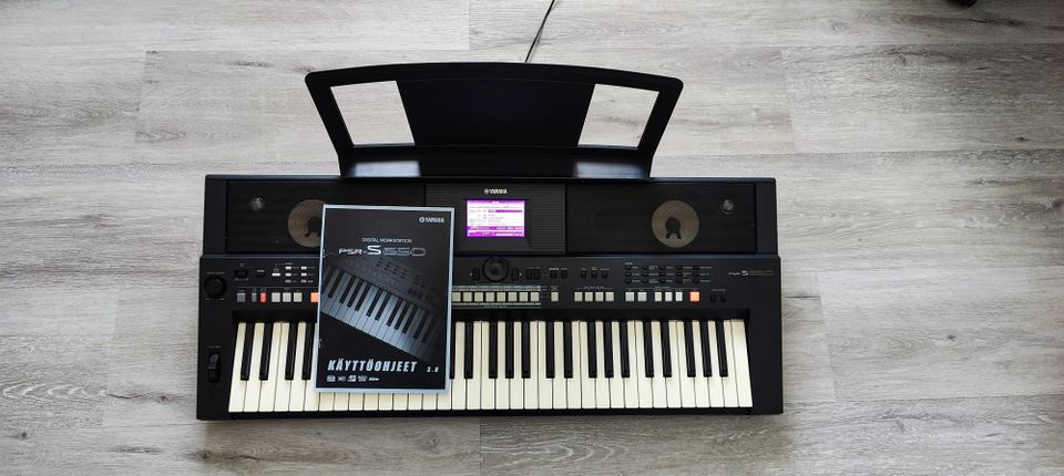 Yamaha PSR-S650