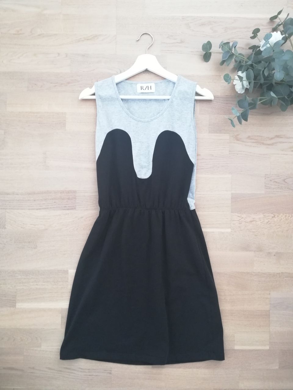 R/H Mickey Dress XS-S kuin uusi