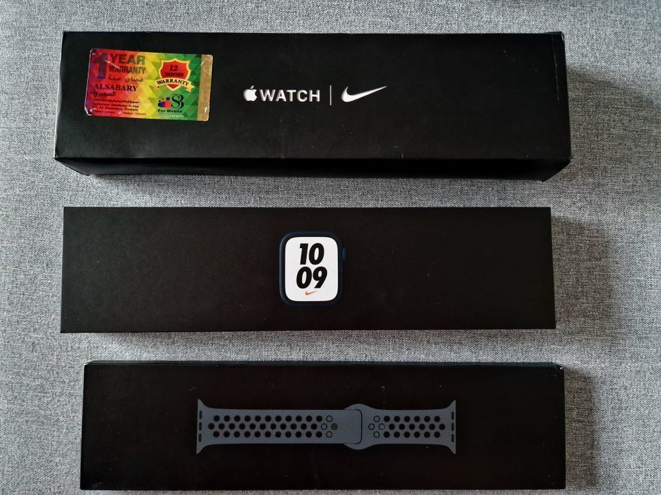 Apple Watch Series 7 45 mm GPS Nike