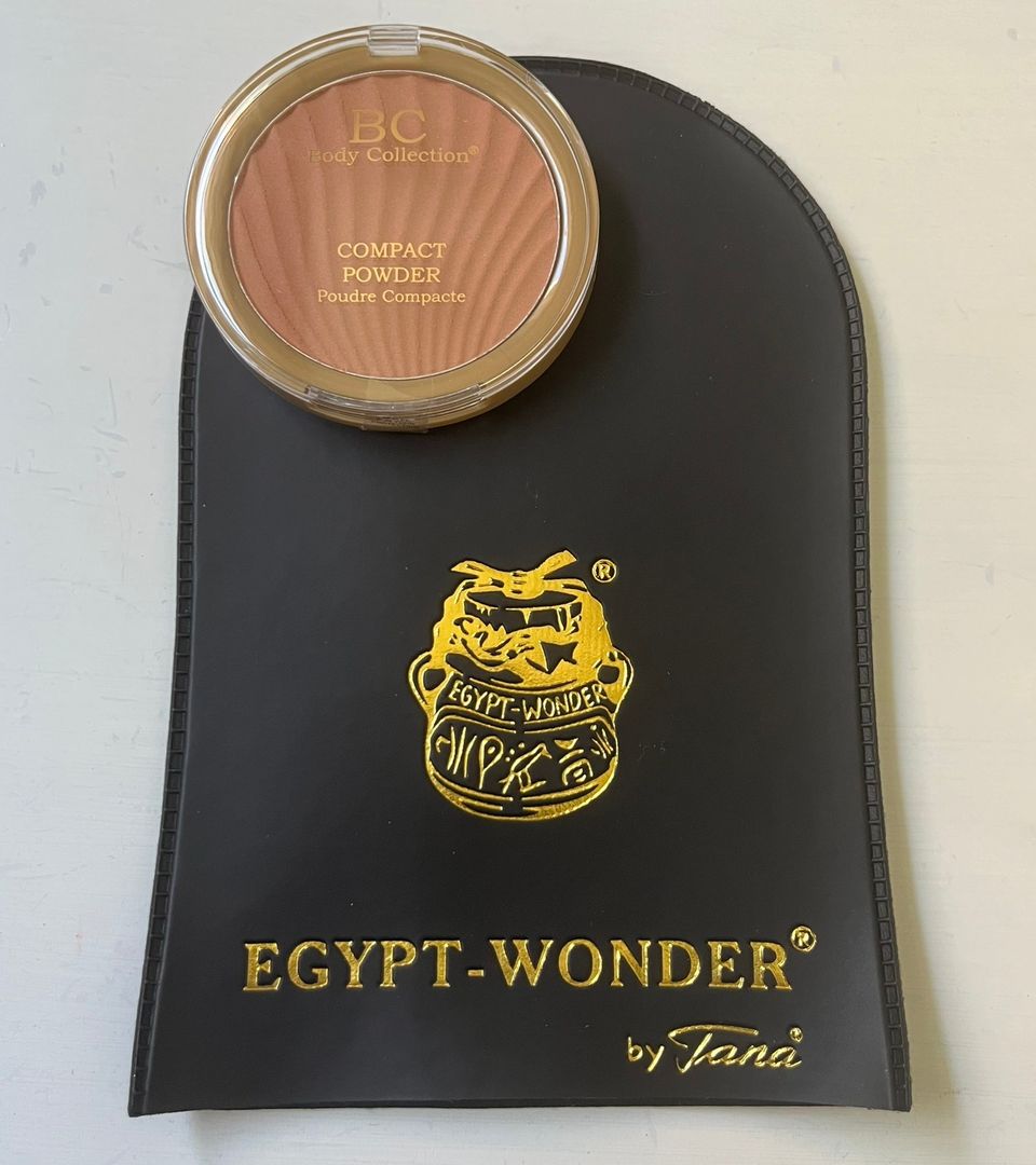 Egypt-Wonder kinnas ja Body Collection puuteri