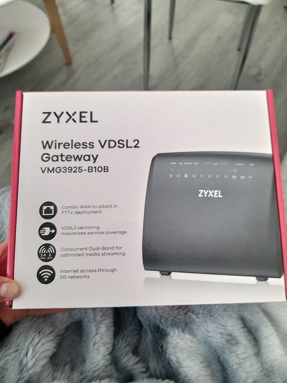 Zyxel Wireless VDSL2 Gateway modeemi