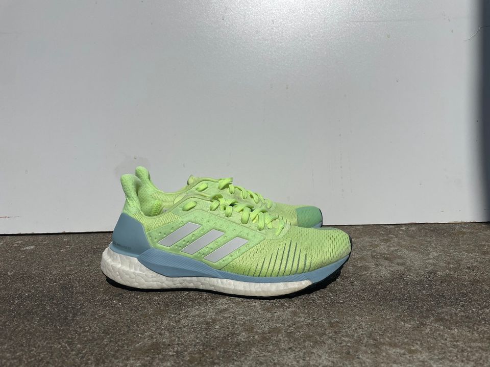 Adidas SOLARGLIDE ST