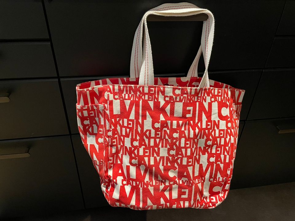 Calvin Klein rantakassi/ tote bag