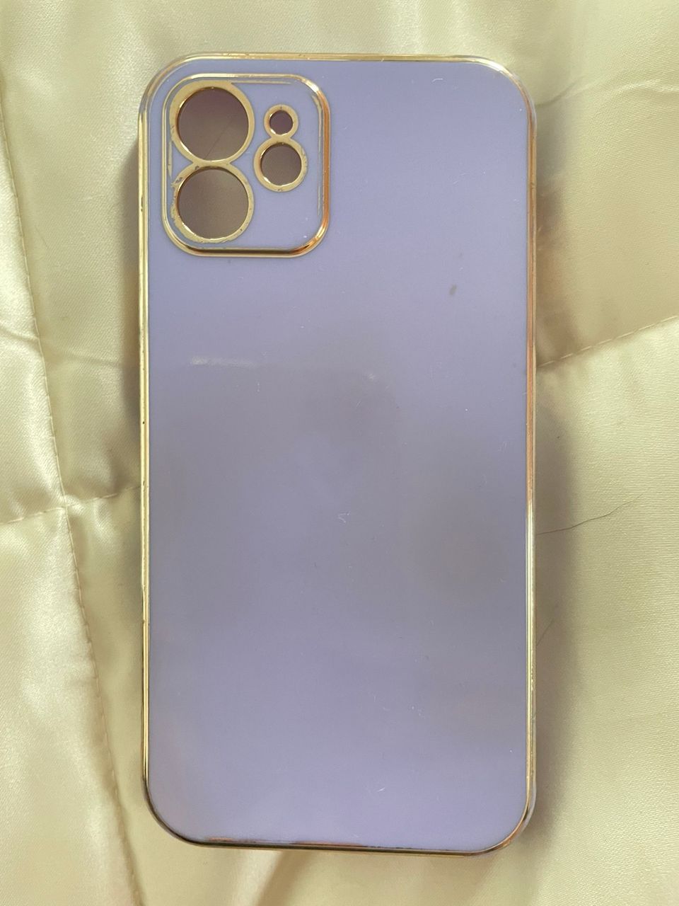 iPhone 12 suojakuori