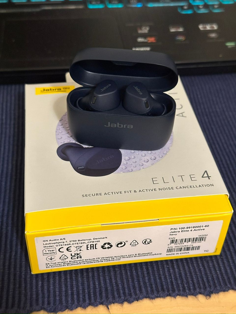 Jabra Elite 4 Active sininen