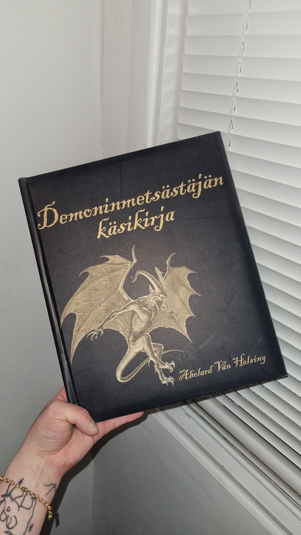 Abelard Van Helsing: Demoninmetsästäjän käsikirja