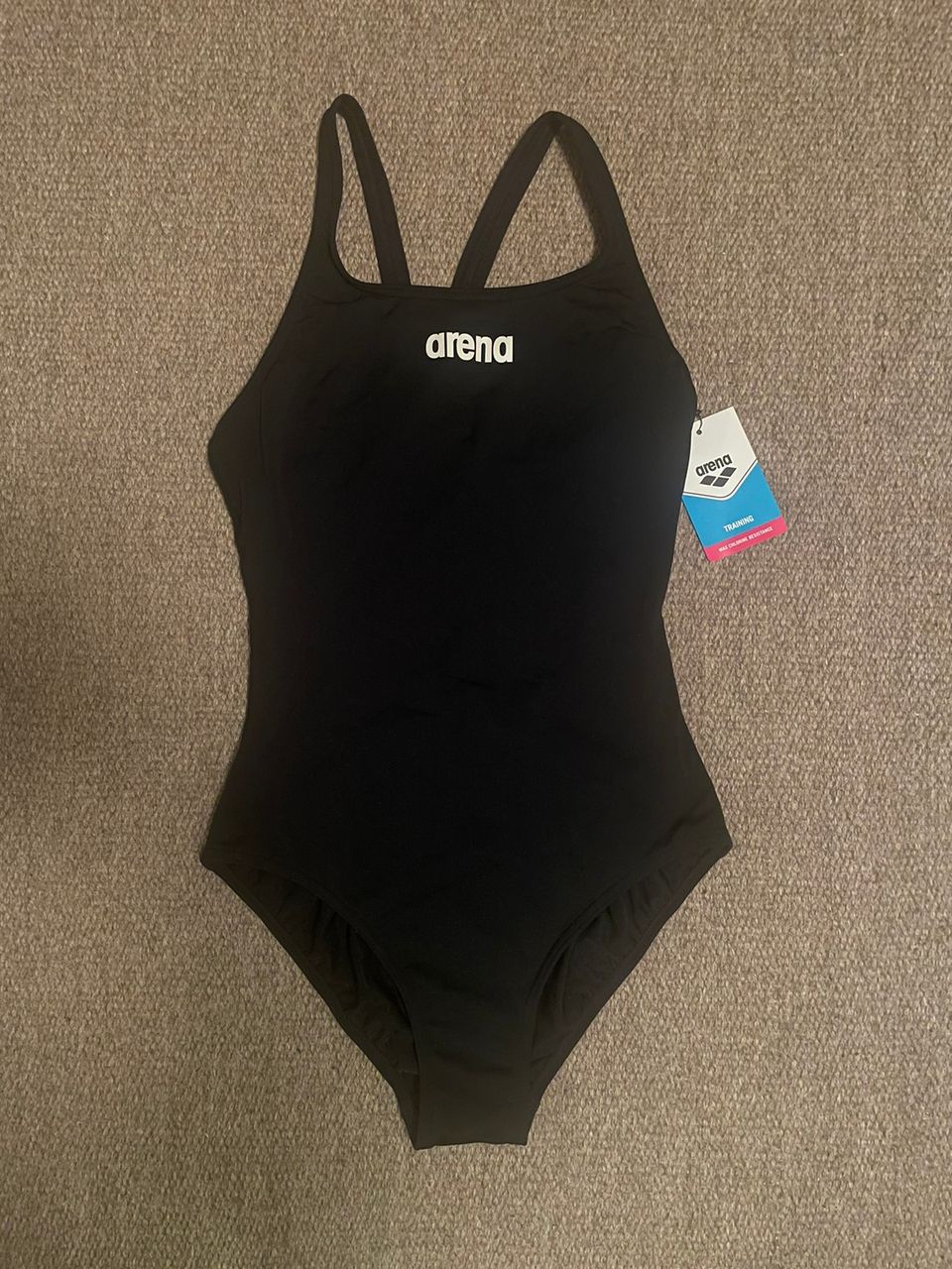 Arena w solid swim pro 38 uimapuku