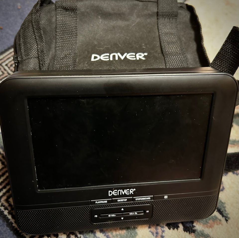 Denver MTW-746 TWIN, kannettavat DVD soittimet autoon