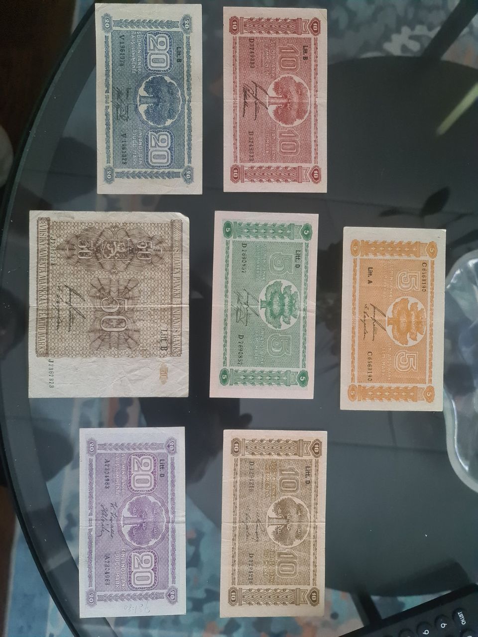 Vanhoja suomalaisia seteleitä