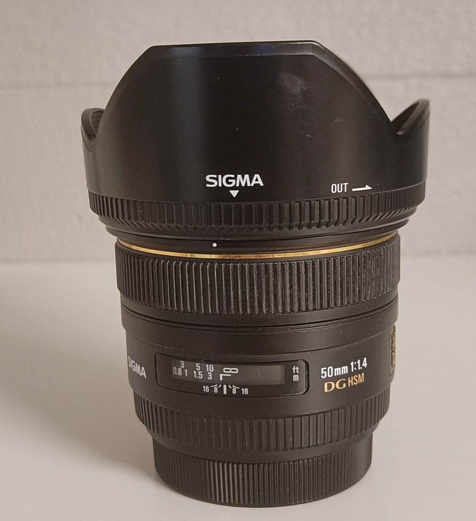 Sigma 50mm f/1.4 EX DG HSM (Canon EF)