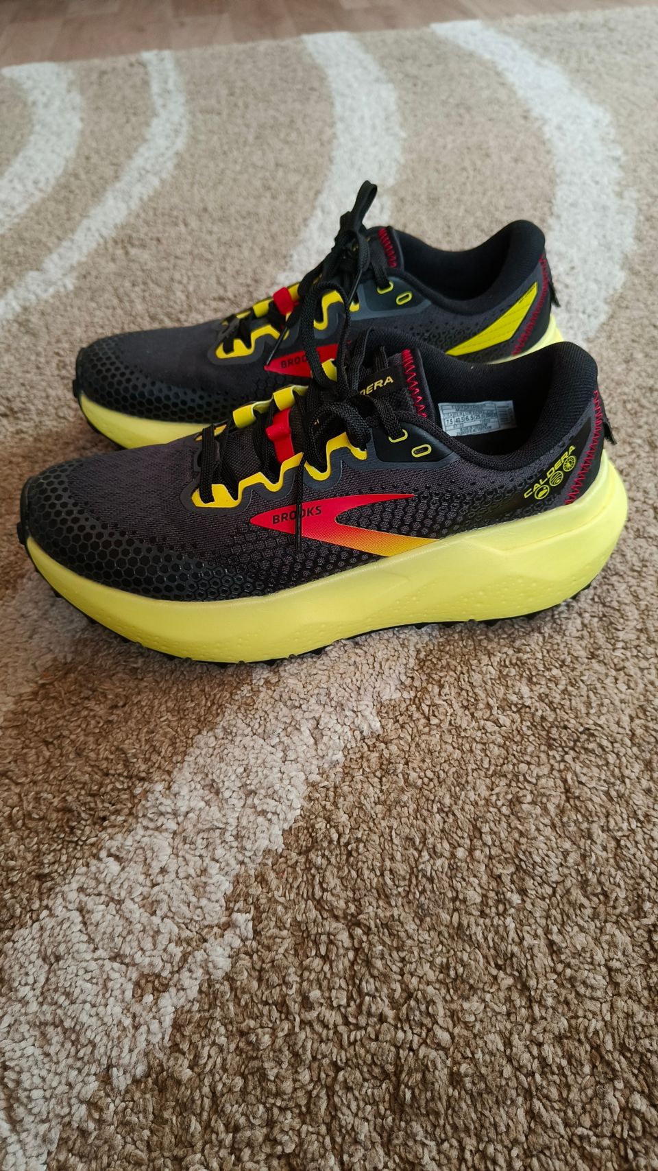 Brooks Caldera 6 koko 40.5