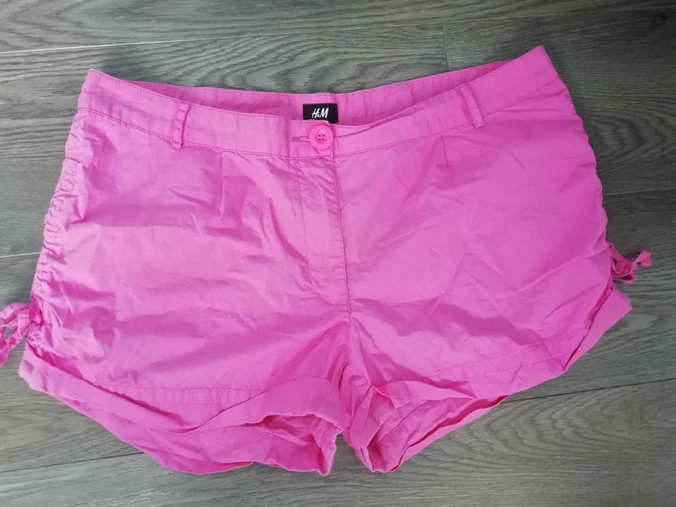 H&M pinkit lyhyet shortsit  44